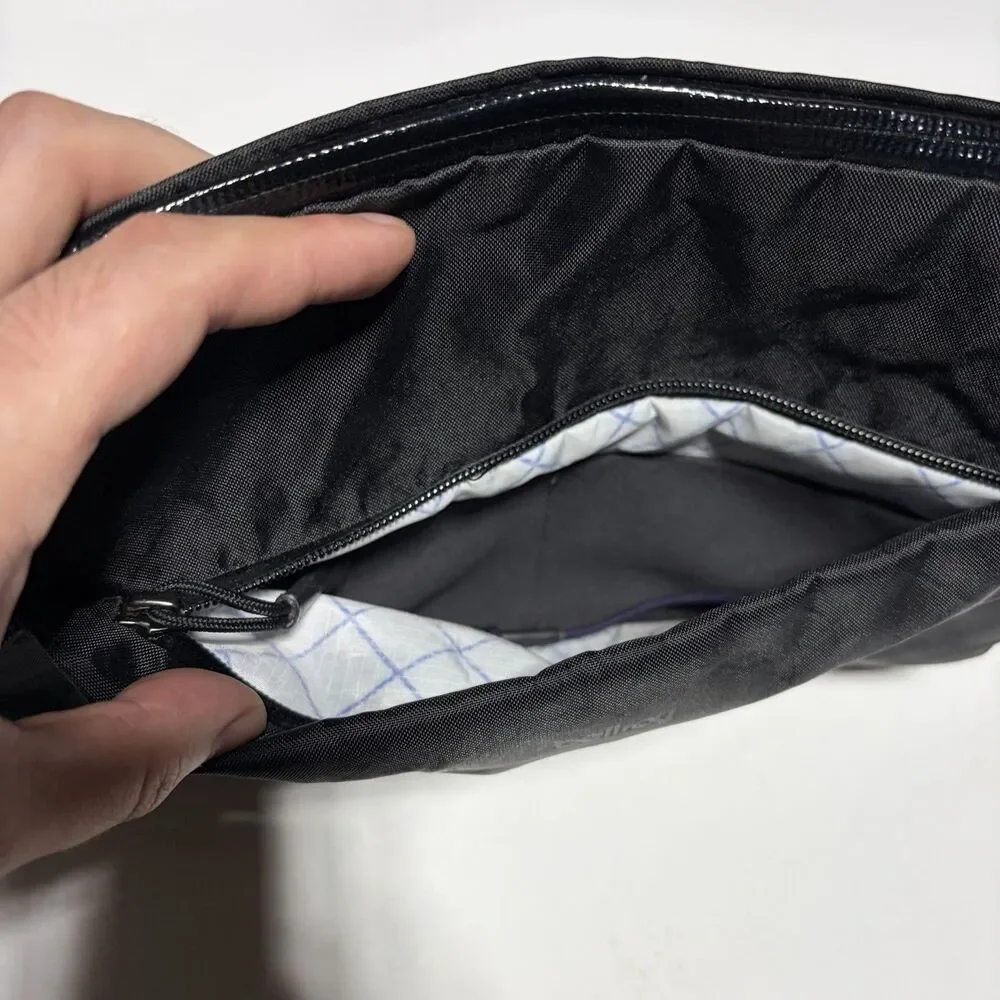 Bellroy Lite Sling Bag Black